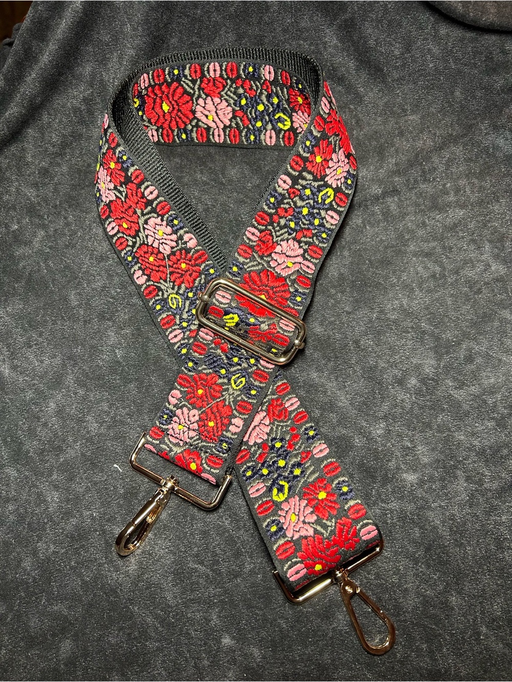 Floral Embroidered Adjustable Crossbody Purse Strap Gold Tone Hardware 2” NWOT